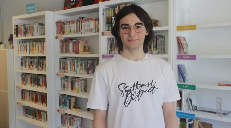 L'estudiant Iván Kapustin, després de treure la millor nota de les PAU a Girona. ACN