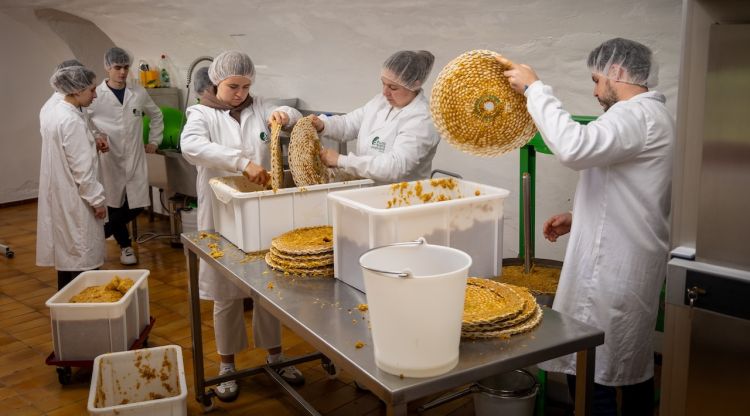 L'EAA de l'Empordà forma professionals per millorar la qualitat i processos productius de la indústria agroalimentària. Generalitat de Catalunya