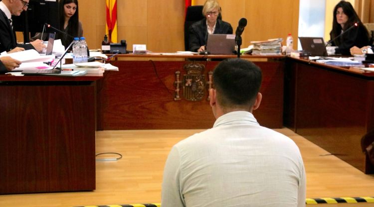 Judici al conductor que va atropellar mortalment un jove en patinet a Empuriabrava. ACN