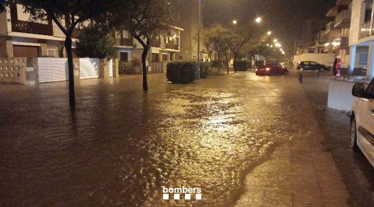 Avinguda de la Platja de Roses, aqueset matí