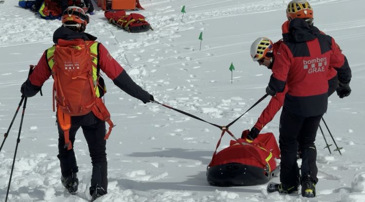 Els Bombers en un simulacre d'allau a la Molina, aquesta setmana. ACN