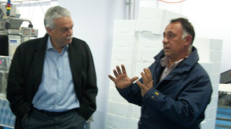 Toni Strubell amb Antoni Abad durant la campanya electoral de 2010