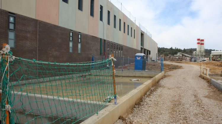 El centre penitenciari del Puig de les Basses encara està en obres (arxiu)