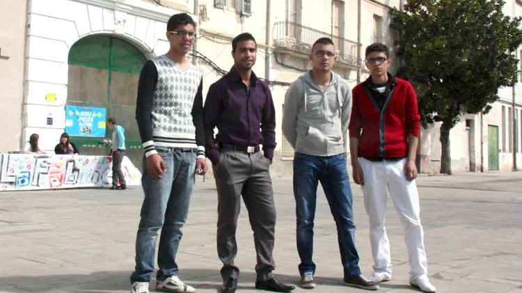 Joves usuaris de 'la Fàbrica' de Salt temen que el tancament de l'espai sigui definitiu © ACN