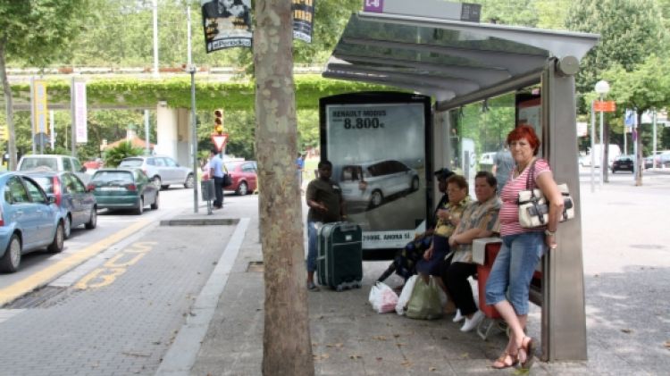 Una parada d'autobús a la ciutat de Girona © ACN