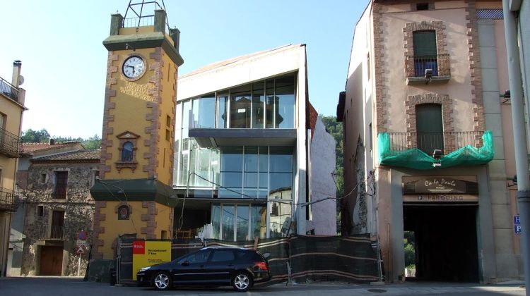 L'edifici, en obres i encara sense sentència ferma el setembre del 2010 (arxiu)