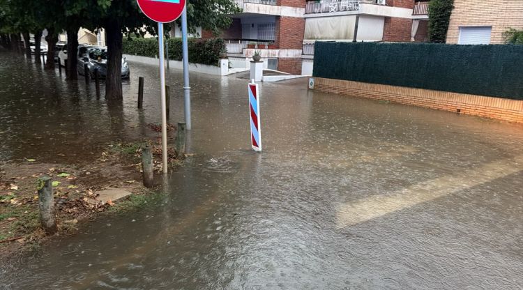 Carrers inundats a Platja d'Aro, aquest matí
