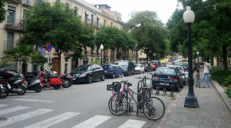 Plaça de Sant Pere. Viquipèdia
