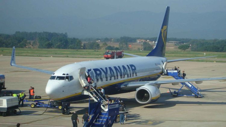 Avió de Ryanair a l'aeroport de Girona