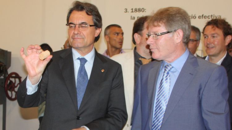 Juli Fernández amb Artur Mas inaugurant el museu del Suro (arxiu)