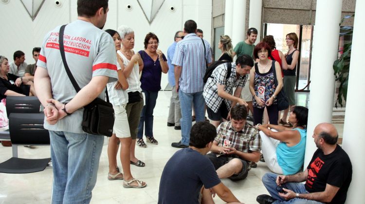 Representants dels sindicats a la subdelegació del govern espanyol © ACN