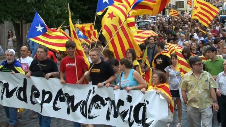 La marxa ha recorregut els carrers més cèntrics de Figueres © Tramuntana.TV