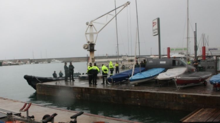 Imatge del moment en què s'ha trobat el cos de la dona desapareguda de Lloret © ACN