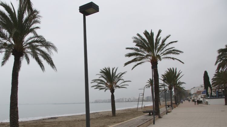 El nou enllumenat a la platja de Roses