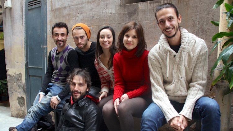 Pau Miró i els actors d'Un refugi indie' © ACN