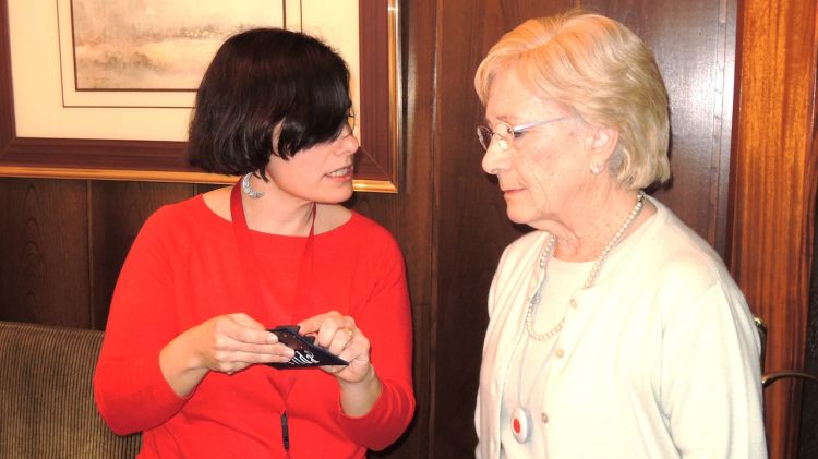 Un moment del lliurament de les claus, aquest matí a Roses