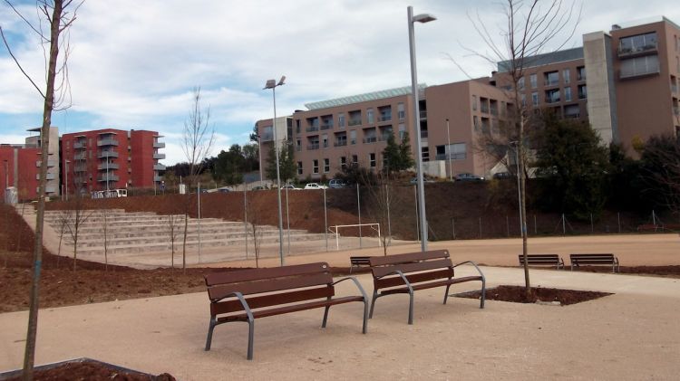 Aspecte del parc urbà aixecat a la zona on hi havia el pou d'extracció de la tuneladora © ACN