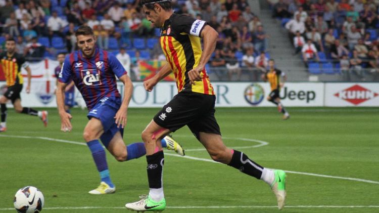 Osca i Girona van empatar 0-0 en el partit d'anada, tot i el penal fallat per Jandro © LaJornada.cat