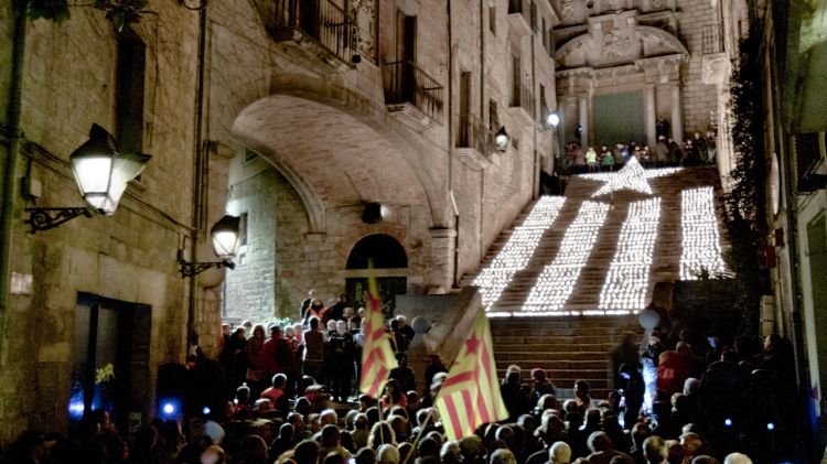 Les 3.000 espelmes a la Pujada de Sant Domènech