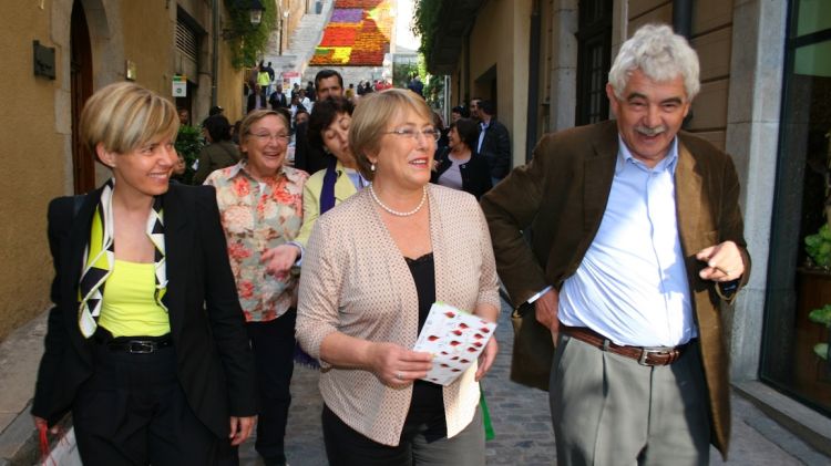 D'esquerra a dreta, Pia Bosch, Michelle Bachelet i Pascual Maragall © AG