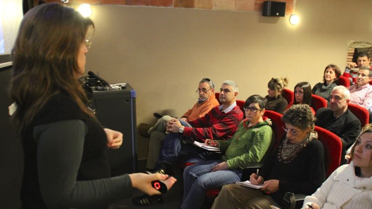 Sandra Llinares ha omplert la sala de l'Espai Armengol