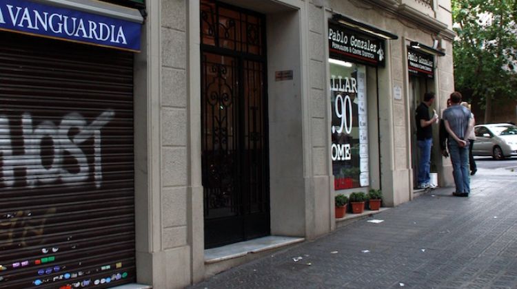 Portal on vivia el matrimoni al carrer Travessera de Gràcia, 368, 6è 1a © ACN