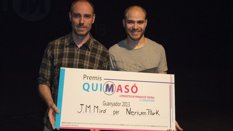 El premi ha estat recollit per Pol Viñas i Xavier Pujolràs ja que Josep Maria Miró es troba a l’Uruguai