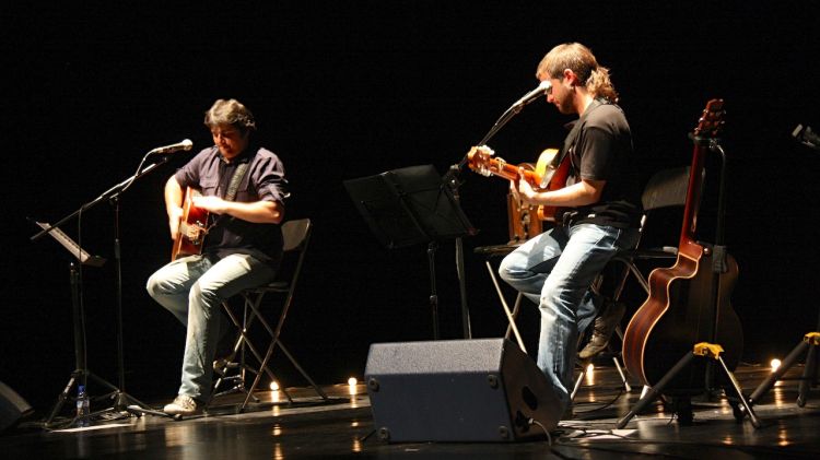 Un instant durant el concert que han ofert aquest diumenge a la tarda a La Bisbal d'Empordà © ACN