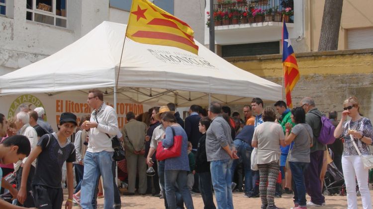 Mig miler de persones van celebrar-ho amb una botifarrada