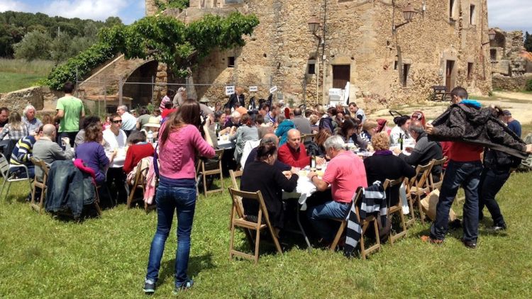 Imatge del dinar que s'ha fet després de la caminada de Forallac