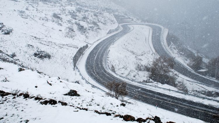 El Port de la Bonaigua, a l'altura de la Mare de Déu de les Ares, totalment nevat © ACN