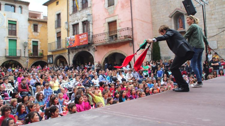 Els carrers de torroella s'han omplert de màgia