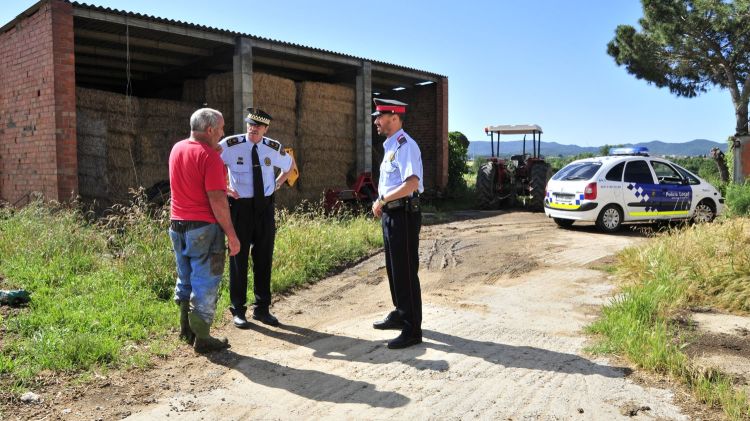 Els Mossos d'Esquadra i la Policia Local de Llagostera han intensificat els patrullatges conjunts © ACN