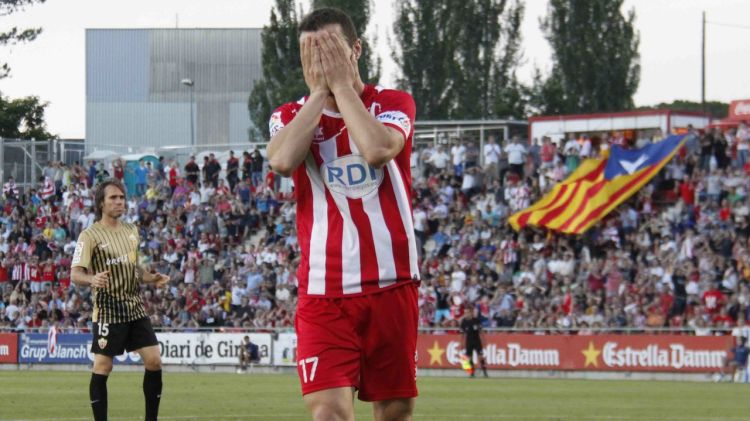 El Girona ha fallat un penal i s'ho juga tot a Almeria © Cristina Guixeras/LaJornada.cat