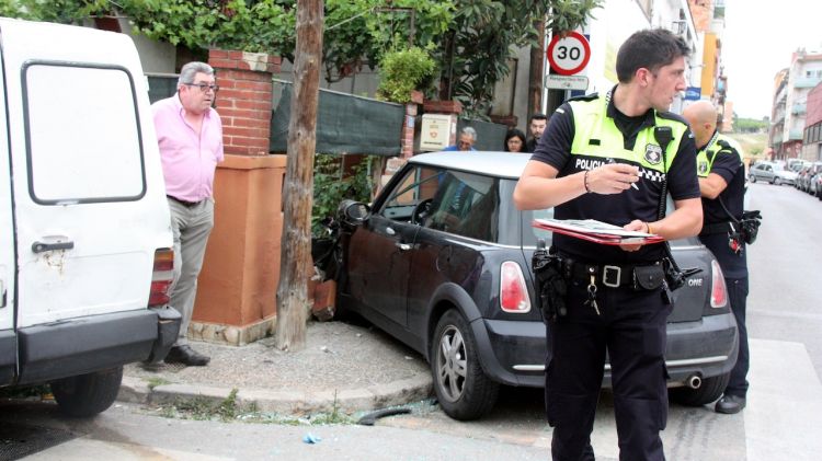 L'accident ha estat en l'encreuament dels carrers Riu Freser i Santa Maria © ACN