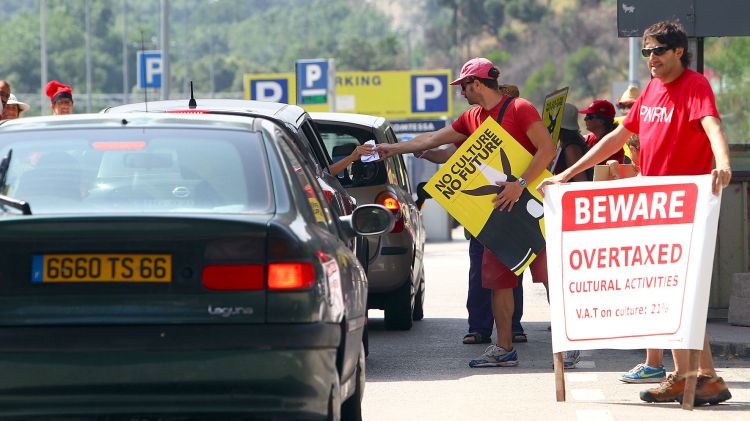 Els protestants s'han situat a la frontera amb França a la Jonquera