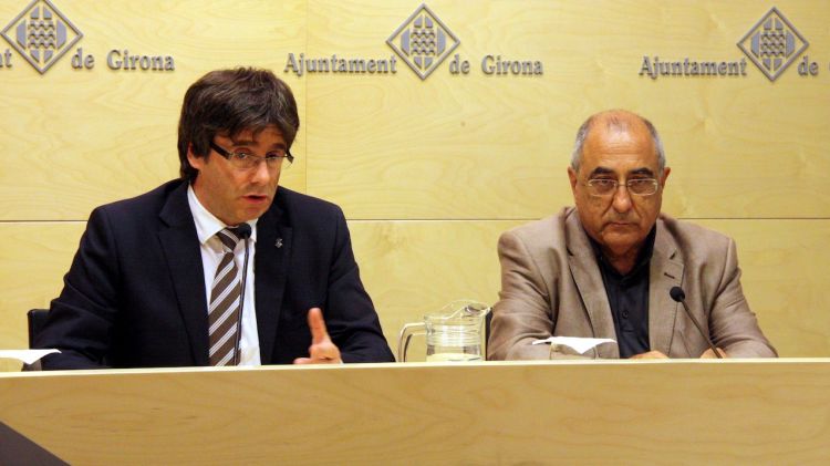L'alcalde, Carles Puigdemont, i l'exalcalde socialista Joaquim Nadal, aquest matí