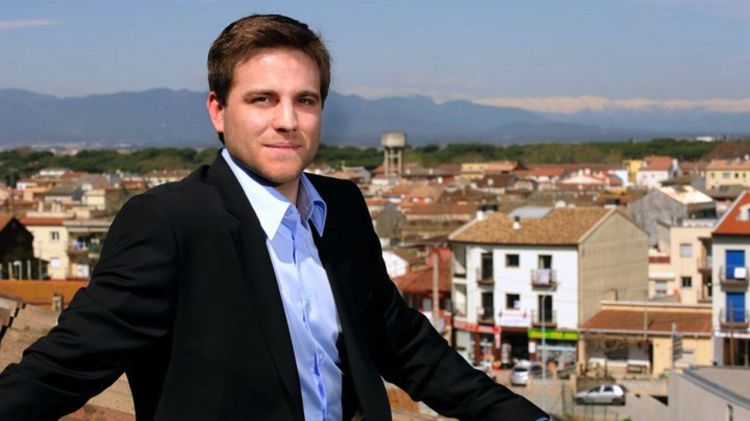 L'alcalde de Vidreres, Jordi Camps (CiU), haurà de governar només amb el suport dels tres regidors del seu grup © ACN