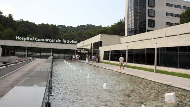 La menor havia de sortir de l'hospital de Blanes cap al Trueta de Girona (arxiu)