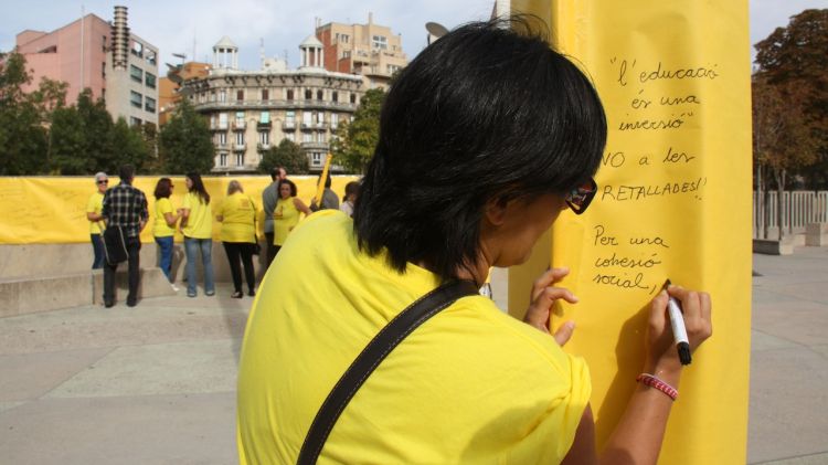 Un instant durant l'acció que han realitzat a Girona © ACN