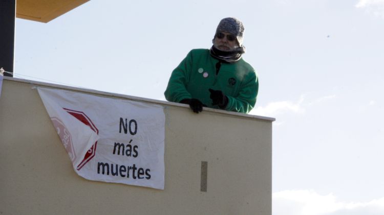 Un dels activistes que aquest dimecres van participar en l'acte de resistència © ACN