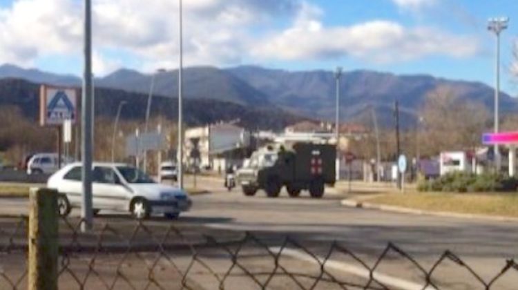 Camions militars circulant per Olot (arxiu) © Olot TV