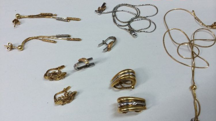 Algunes de les joies que els Mossos d'Esquadra han pogut recuperar © ACN