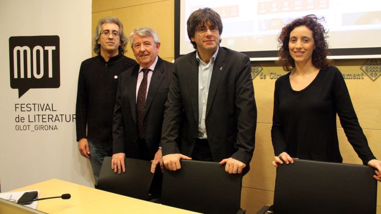 David Roas, Xavier Soy, Carles Puigdmeont i Glòria Granell © ACN