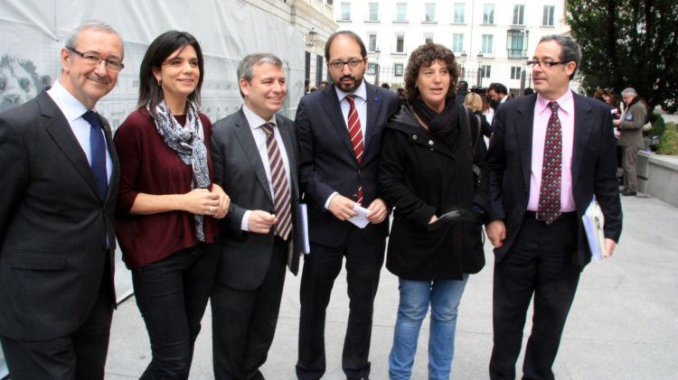 Tots els diputats gironins de CiU, PSC i ERC que volien millorar les inversions en infraestructures © ACN