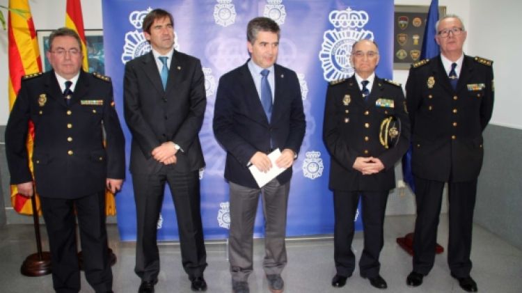 El director general de la policia, Ignacio Cosidó, durant la visita a les comarques gironines © ACN