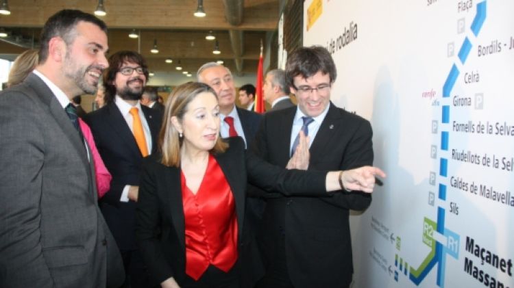 El conseller Santi Vila, la ministra Ana Pastor i l'alcalde de Girona, Carles Puigdemont © ACN