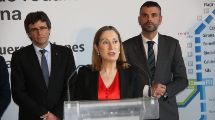 La ministra inaugurant el nou rodalies de Girona aqueset mes de març © ACN
