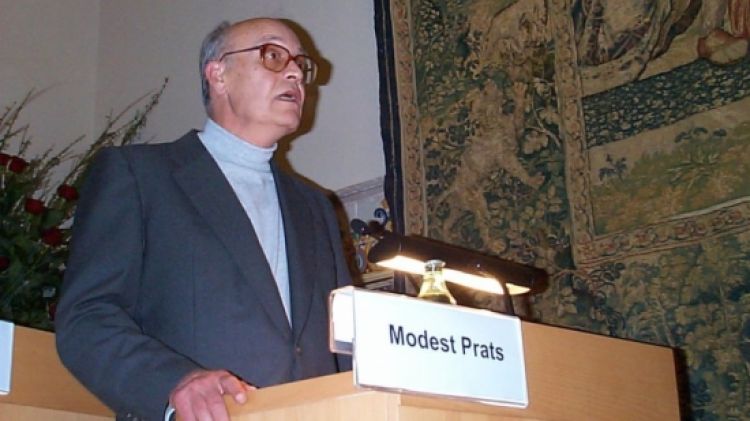 El capellà i filòleg gironí Modest Prats en una imatge d'arxiu del 2001 © ACN