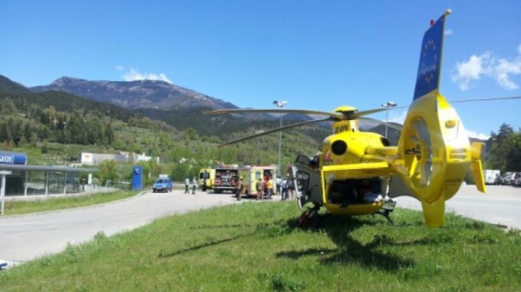 Ambulància del SEM al lloc de l'accident © ACN